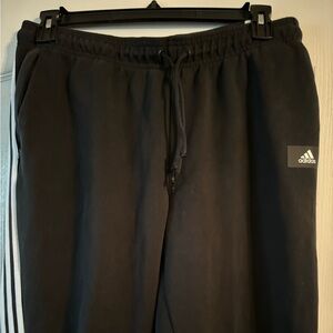 Adidas Women’s 3-striped joggers